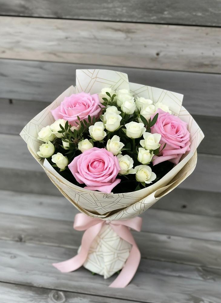 Букет цветов из: Розы в Ченцово
