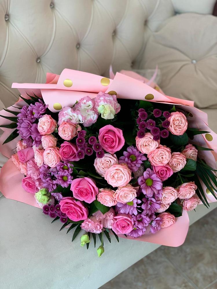 Букет цветов из: Хризантемы, Розы и Лизиантусы в Ченцово