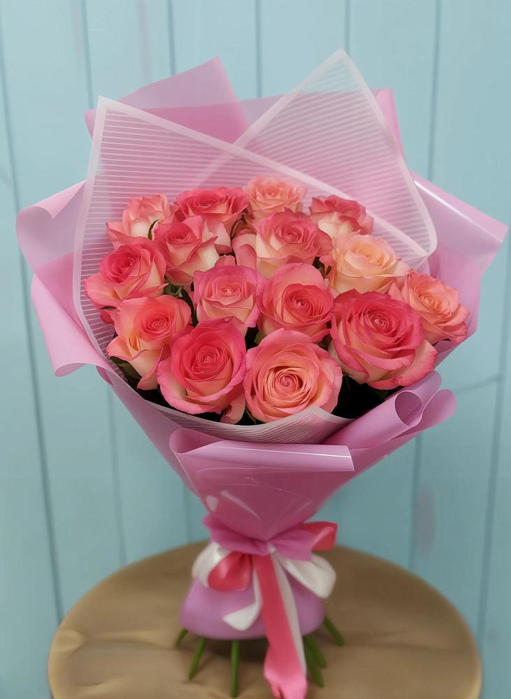 Букет 15 Розовых роз Равель в Ченцово