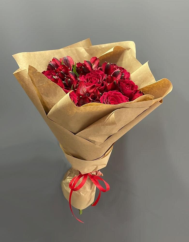 Букет цветов из: Альстромерии и Розы в Ченцово