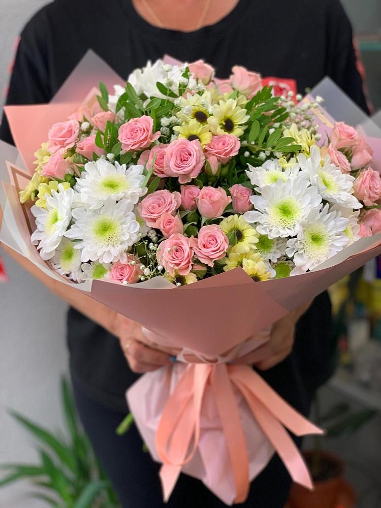 Букет цветов из: Розы и Хризантемы в Ченцово