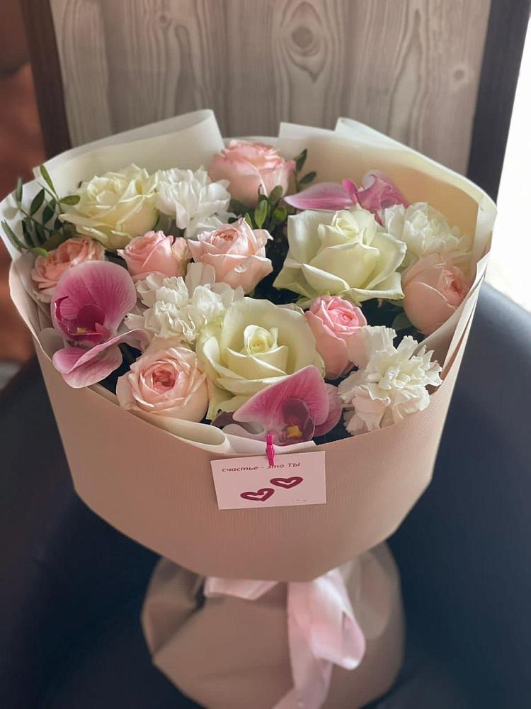 Букет цветов из: Орхидеи, Розы и Гвоздики в Ченцово