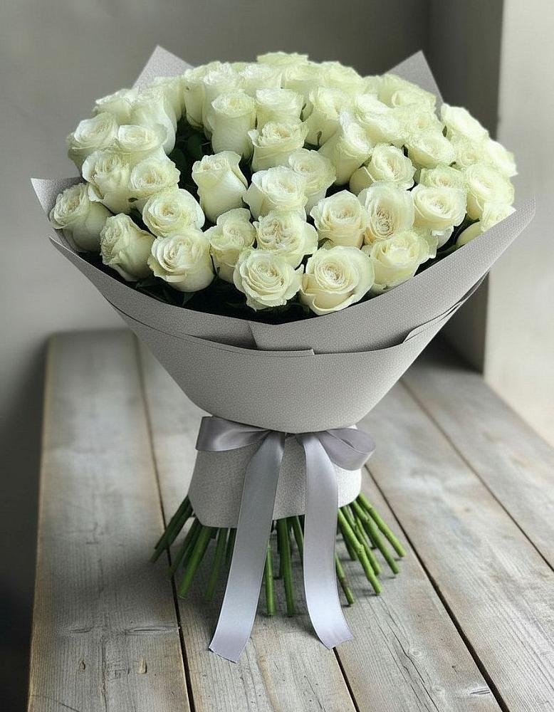 Букет 35 Белых роз в Ченцово