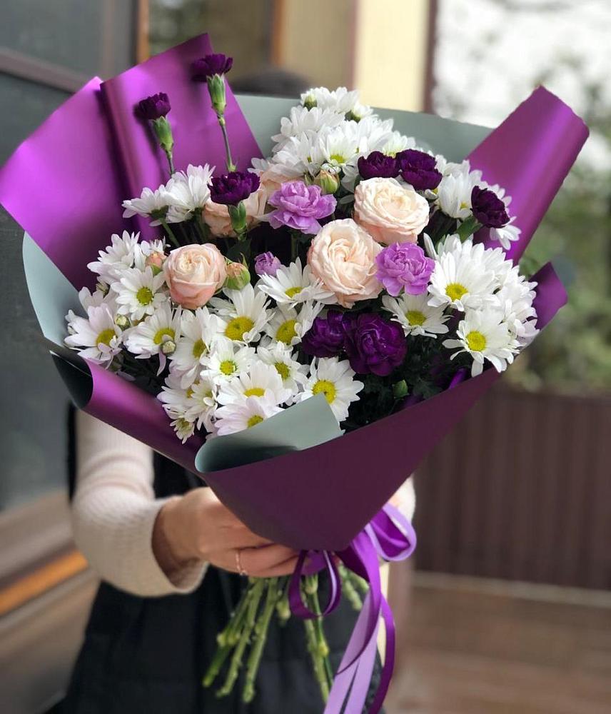 Букет цветов из: Хризантемы, Гвоздики и Розы в Ченцово