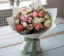 Букет цветов из:  Розы, Лизиантусы и Гвоздики #REPLACE_PRED# Ченцово