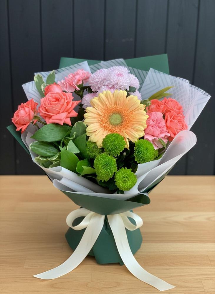 Букет цветов из: Гвоздики, Розы, Герберы и Хризантемы в Ченцово